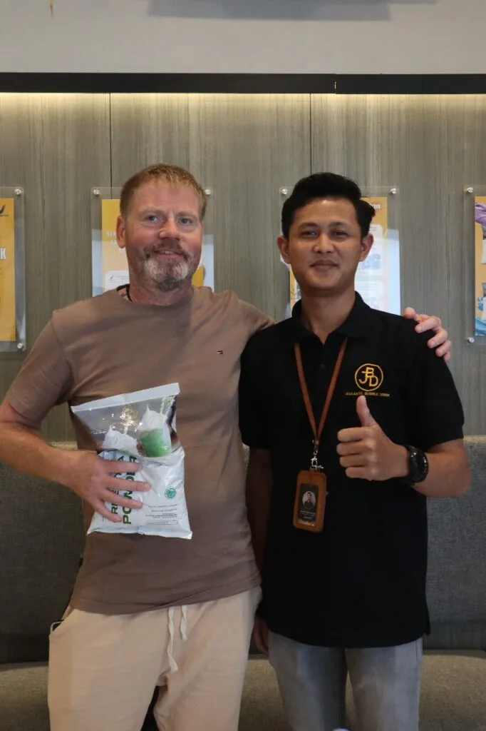 customer jakarta bubble drink