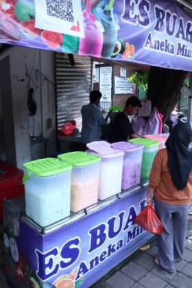 peluang bisnis minuman kekinian es aquarium varian rasa dengan bubuk minuman JBD peluang bisnis minuman kekinian es aquarium varian rasa dengan bubuk minuman JBD