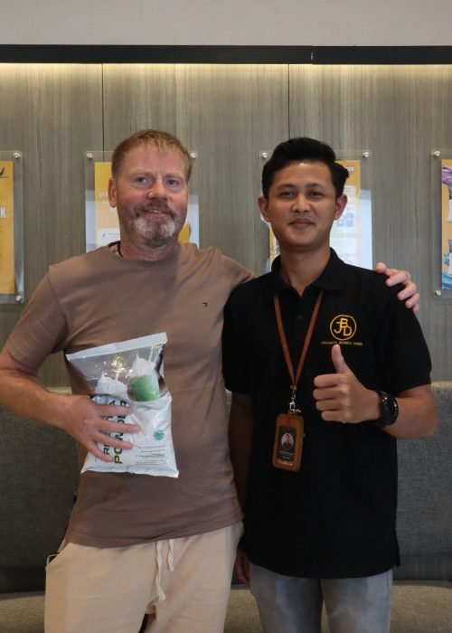 customer jakarta bubble drink